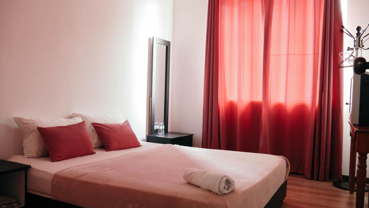 Sura Inn Dungun Ngoại thất bức ảnh